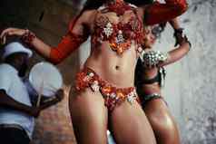 美丽的的身体巴西美丽的桑巴舞者执行狂欢节