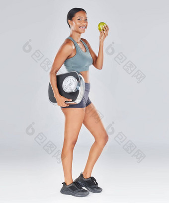 苹果规模身体肖像黑色的女人饮食<strong>健康</strong>重量损失<strong>健康</strong>的锻炼生活方式健身营养<strong>健康</strong>女孩孤立的白色<strong>背景</strong>工作室水果