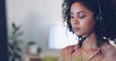 沟通电脑黑色的女人视频调用调用中心咨询网络帮助建议联系波快乐非洲美国混合比赛黑色的工人会说话的转换