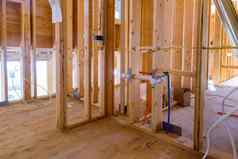 框架梁木坚持必要的沟通行管道安装石膏板