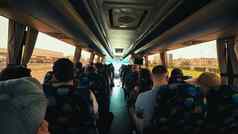 旅游公共汽车游客迪拜阿联酋