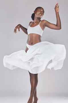 女人跳舞艺术黑色的女人优雅的跳舞身体健康健康美有创意的舞者健康的人非洲织物一块芭蕾舞当代