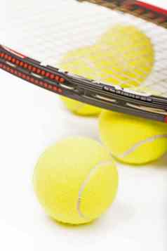 体育运动网球黄色的网球球网球球拍孤立的白色背景