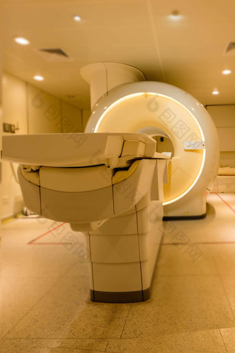 核磁共振扫描仪磁共振成像扫描仪机医院