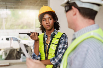 美国非洲工头构建器女人建设网站工头建设工程师工作建设网站