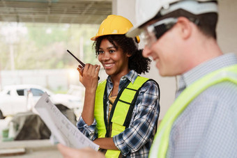 美国非洲工头构建器女人建设网站工头建设工程师工作建设网站