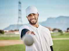 男人。蝙蝠棒球球员肖像场体育草竞技场理由游戏匹配竞争锻炼微笑快乐垒球运动员健身投手锻炼培训体育场