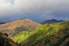 高地北奥赛梯山高加索地区高山射线设置太阳