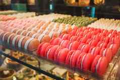 蛋白杏仁饼蛋糕糖果商店色彩斑斓的意大利糖果传统的食物早餐