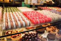 蛋白杏仁饼蛋糕糖果商店色彩斑斓的意大利糖果传统的食物早餐