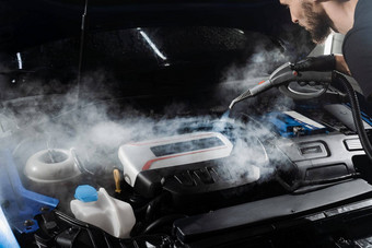 过程蒸汽清洁车引擎灰尘污垢热气腾腾的洗电动机汽车详细说明汽车服务