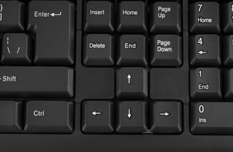 部分电脑键盘黑色的特写镜头
