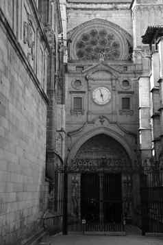 垂直黑色的白色拍摄一边入口primatial大教堂圣玛丽托莱多