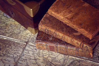 桩古董书盒子古老的地图