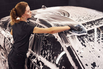 湿巾车辆白色肥皂现代黑色的<strong>汽车清洗</strong>女人内部车洗站