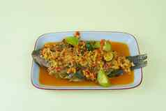 佩卡克鱼mujair蒂亚利帕鱼传统的印尼菜起源于betawi印尼
