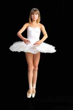 肖像十几岁的芭蕾舞女演员西装黑色的背景