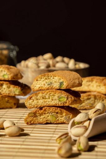 <strong>饼干</strong>cantuccini<strong>饼干饼干</strong>开心果柠檬皮<strong>酥</strong>饼健康的吃食物自制的新鲜的意大利<strong>饼干</strong>cantucci栈有机开心果坚果素食主义者节食