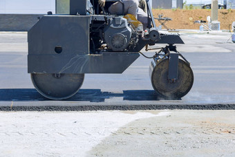沥青摊铺机机蒸汽辊建设路分层程序创建路