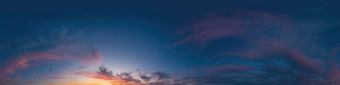 蓝色的晚上天空无缝的全景球形equirectangular学位视图积云云设置太阳完整的天顶图形游戏空中无人机全景照片天空更换