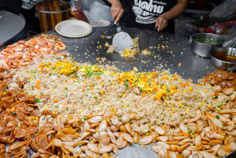 焦点场景街食物泰国炸大米巨大的大小锅