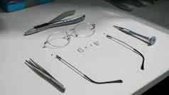拆卸眼镜框架工具光学工作表格