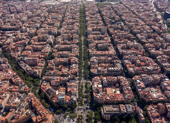 <strong>巴塞罗那城市</strong>西班牙令人惊异的体系结构空中视图