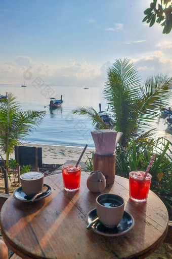 早餐咖啡海滩KOH利普岛南部泰国