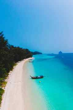 KOH克拉丹岛白色热带海滩绿松石彩色的海洋