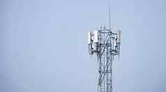 电信塔天线灰色的天空广播卫星波兰沟通技术电信行业移动电信网络网络连接业务背景