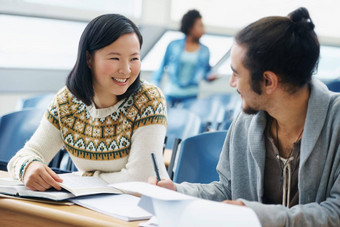 友好的教室玩笑大学<strong>学生会</strong>说话的讲座大厅