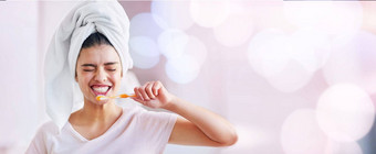 女人刷牙牙齿微笑复制空间模型散景幸福牙科健康基因女孩牙刷模拟幸福开始早....健康的口浴室