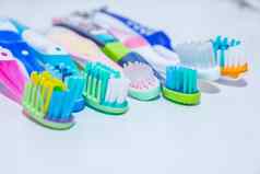美白牙护理牙齿健康的概念超软牙刷行牙科行业类型牙刷美丽的微笑概念