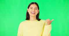 肖像指出绿色屏幕广告女人工作室市场营销产品放置手手势产品放置选项有吸引力的年轻的女色度