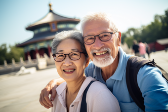 老年人夫妇天坛旅拍银龄户外