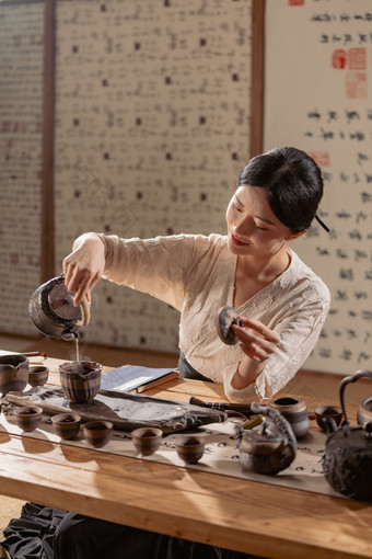 茶艺青年女人瓷器青年人生活方式镜头