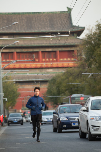 青年男人<strong>户外</strong>慢跑城市有氧运动<strong>道路</strong>场景