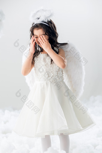 儿童小天使仙女户内活力摄影
