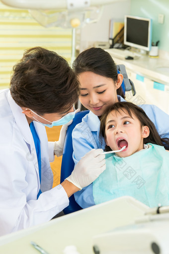 牙科医生病人女孩医疗用品口罩