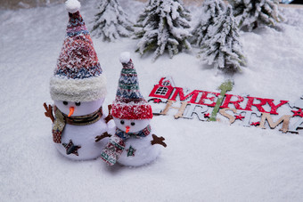 圣诞节雪人彩色图片高视角