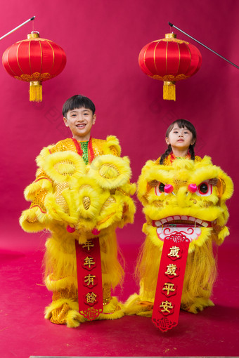 春节舞狮中国元素幸福表现积极镜头