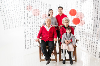 新年家庭祖父母东方摄影
