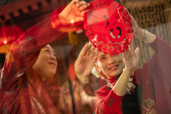 过年老年女人愉悦摄影