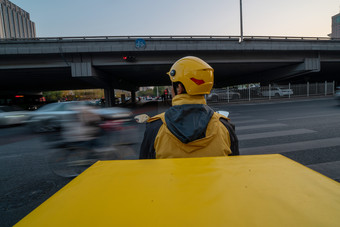 外卖<strong>员</strong>服务城市道路镜头