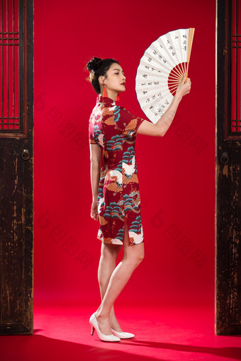 女人旗袍中式青年女人特色服装影相
