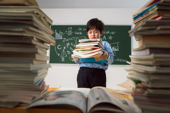 小学生小学生沮丧高清图片