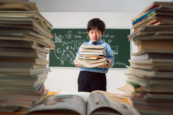 小学生小学生大量物体学校