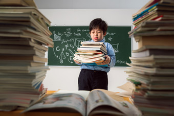 小学生小学生童年小学男生高清图片