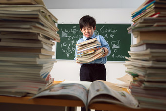 小学生小学生情绪教室彩色图片素材