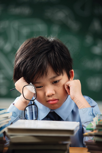 小学生小学生堆叠拍摄